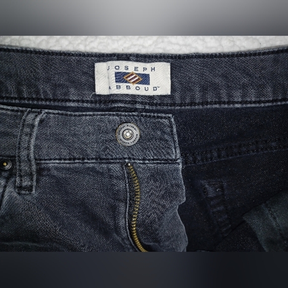 A Joseph Abboud Slim Fit Black Jeans - Picture 13 of 14